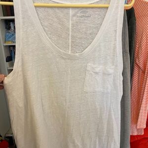 Old Navy White Boyfriend Tank